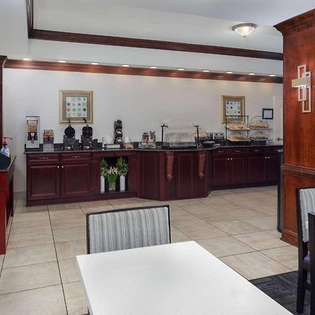 La Quinta By Wyndham Savannah Airport - Pooler Εξωτερικό φωτογραφία