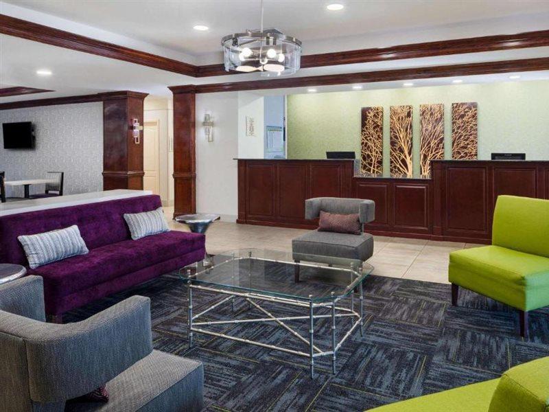 La Quinta By Wyndham Savannah Airport - Pooler Εξωτερικό φωτογραφία