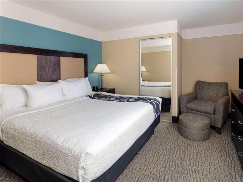 La Quinta By Wyndham Savannah Airport - Pooler Εξωτερικό φωτογραφία