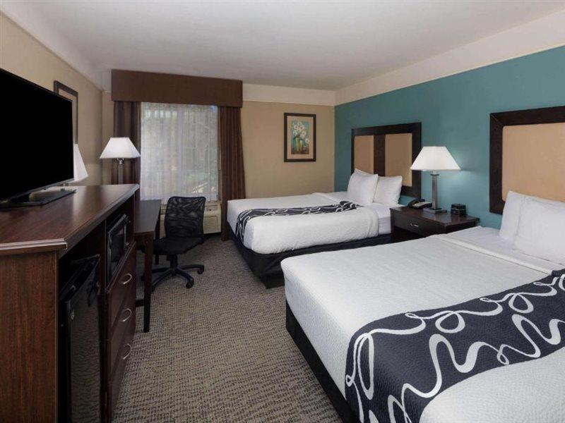 La Quinta By Wyndham Savannah Airport - Pooler Εξωτερικό φωτογραφία