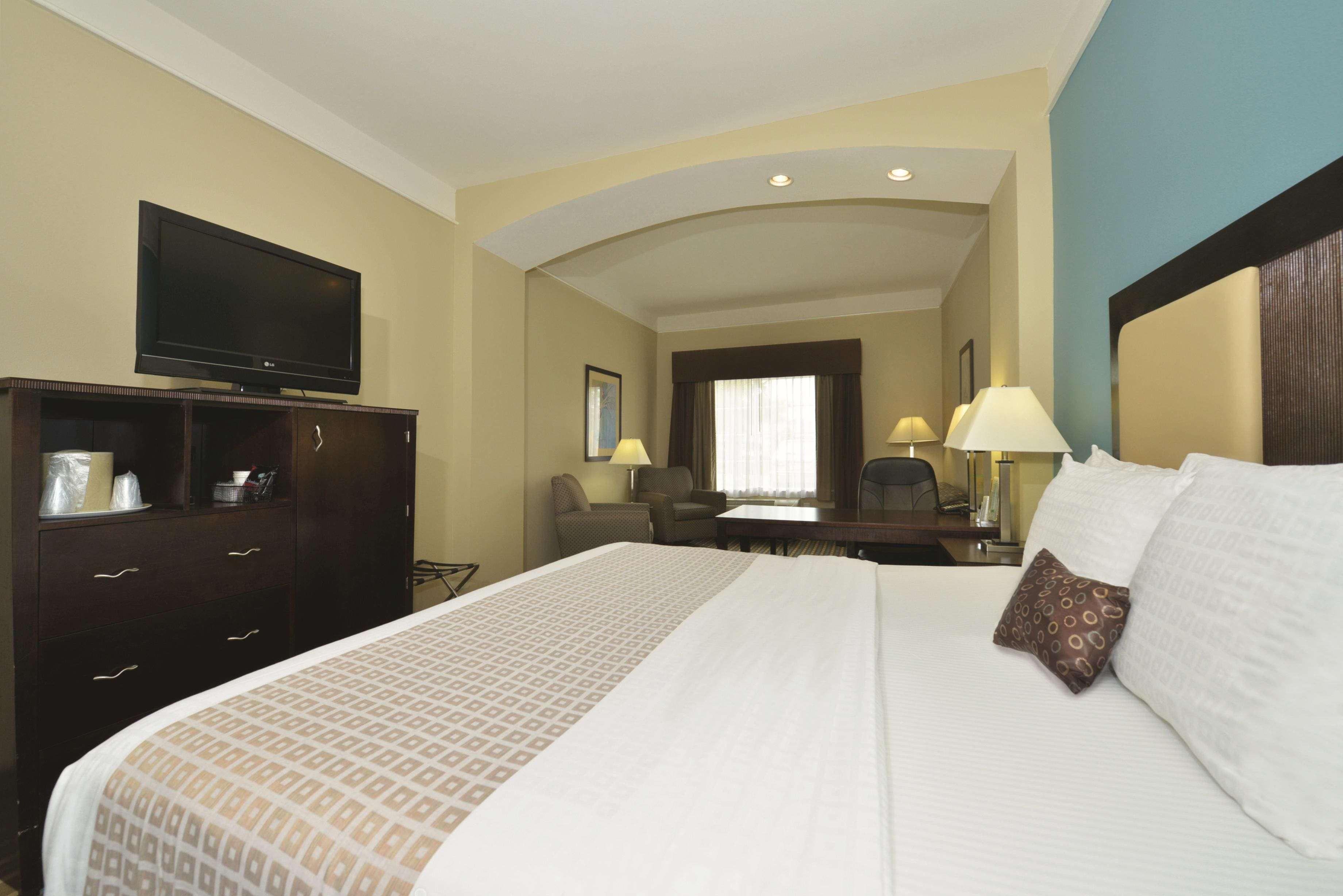 La Quinta By Wyndham Savannah Airport - Pooler Εξωτερικό φωτογραφία