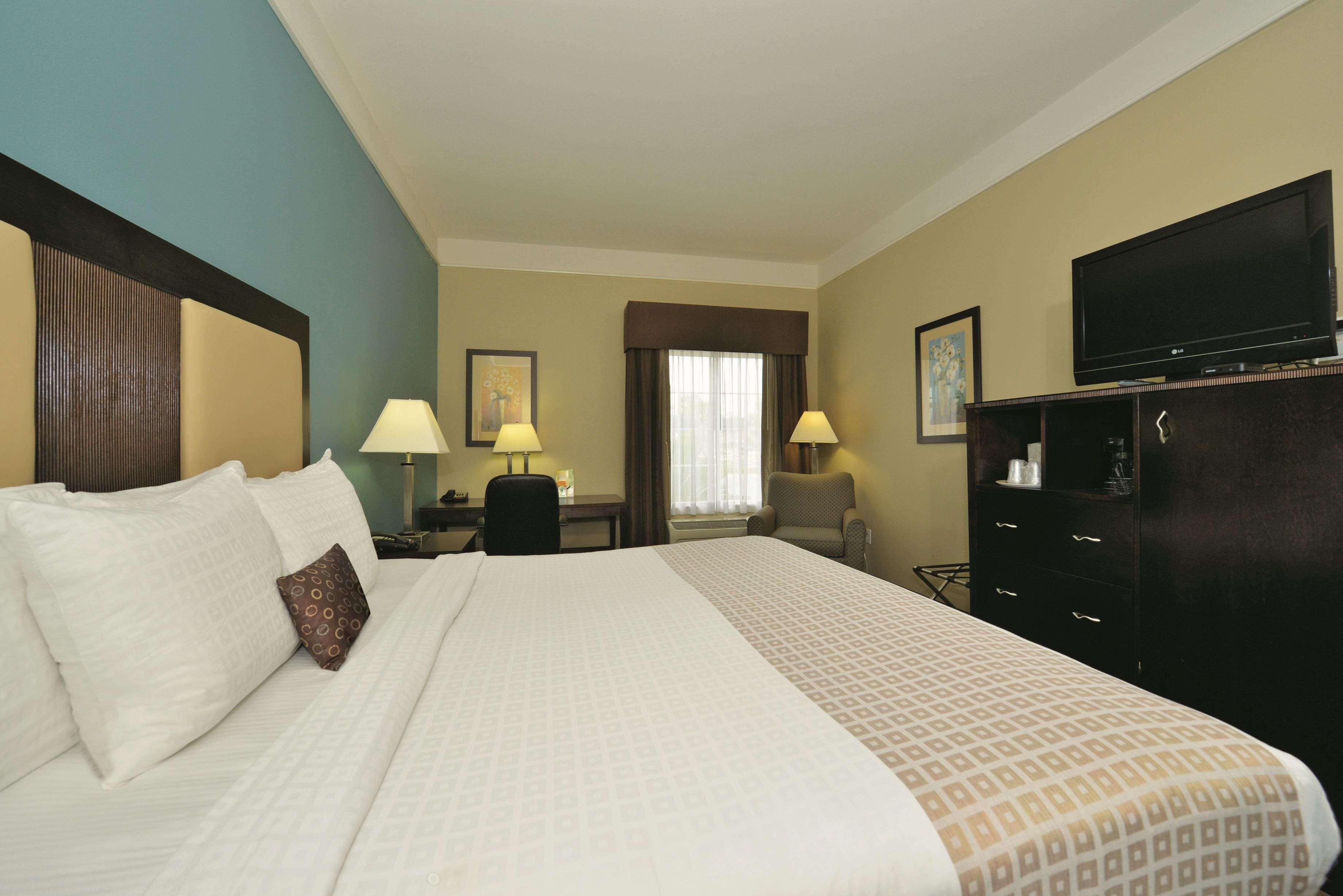 La Quinta By Wyndham Savannah Airport - Pooler Εξωτερικό φωτογραφία
