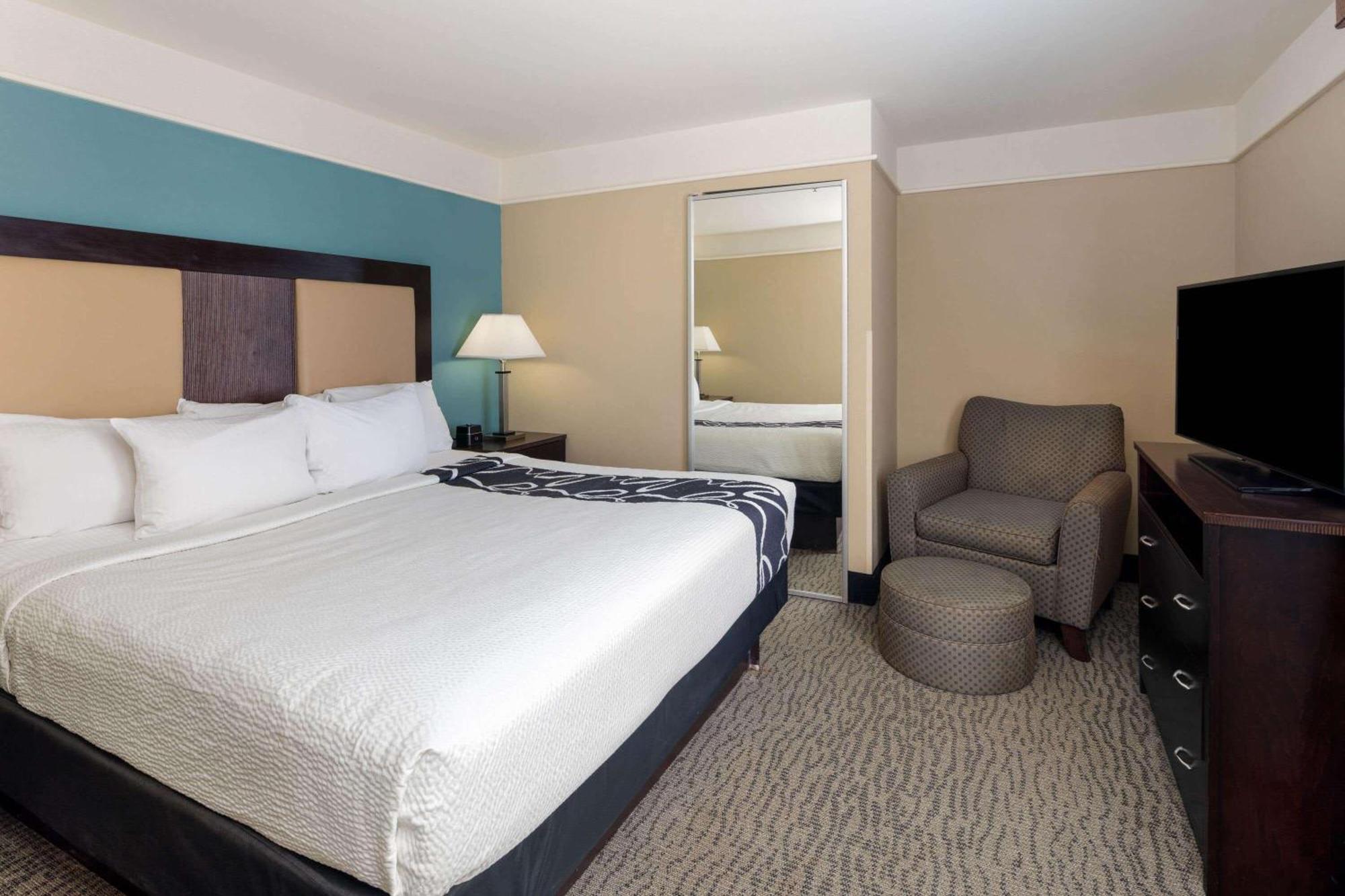 La Quinta By Wyndham Savannah Airport - Pooler Εξωτερικό φωτογραφία